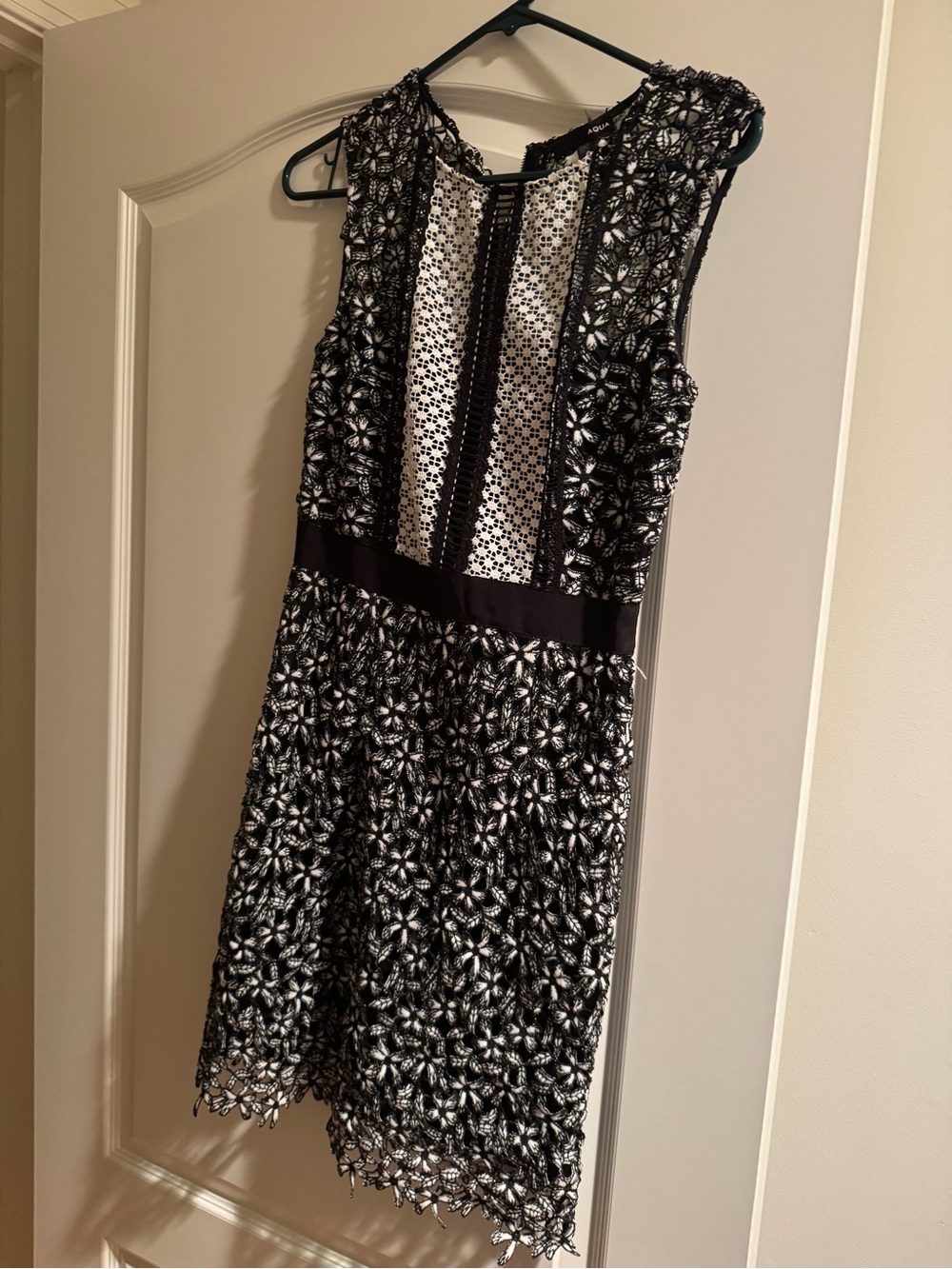 Aqua Black and White Floral Lace Sleeveless Mini Dress